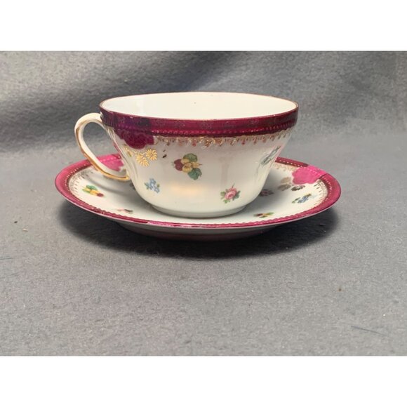 Vintage Victoria Austria Floral Teacup & Saucer Set Porcelain China - Picture 8 of 16